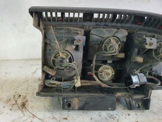 bontott MITSUBISHI PAJERO Jobb Fényszóró