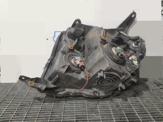 bontott MITSUBISHI PAJERO Jobb Fényszóró