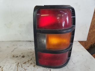 bontott MITSUBISHI PAJERO Jobb Fényszóró