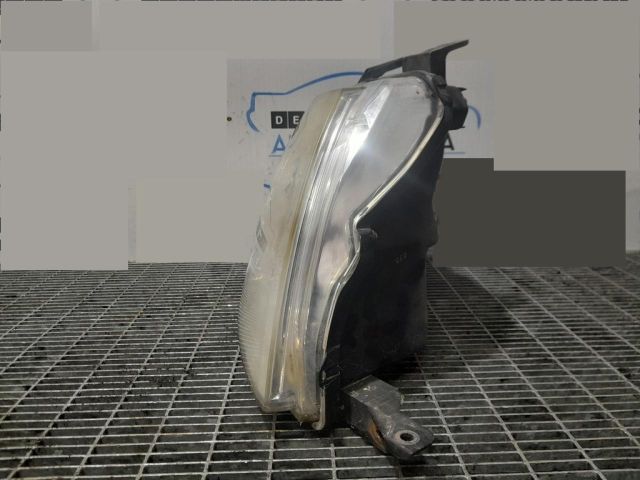 bontott MITSUBISHI PAJERO Jobb Fényszóró