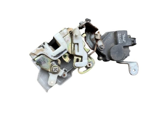 bontott MITSUBISHI PAJERO Jobb hátsó Ajtózár