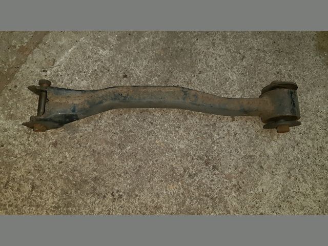 bontott MITSUBISHI PAJERO Jobb hátsó Alsó Első Lengőkar