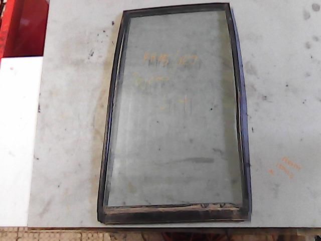 bontott MITSUBISHI PAJERO Jobb hátsó Fixüveg (Ajtóban)