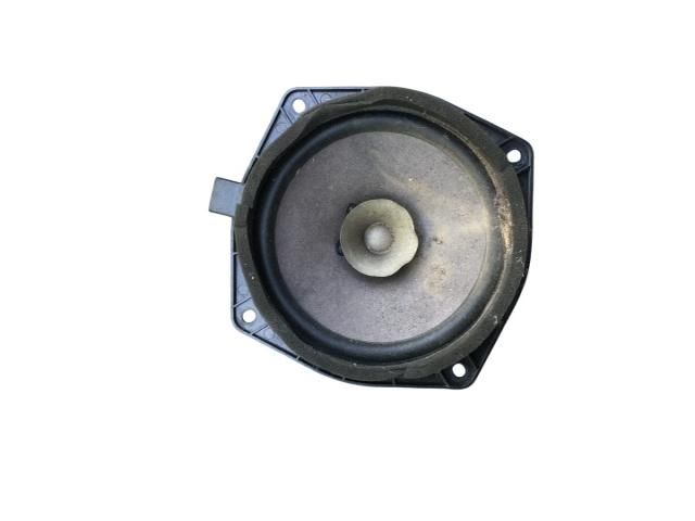 bontott MITSUBISHI PAJERO Jobb hátsó Hangszóró