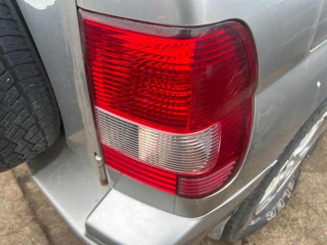 bontott MITSUBISHI PAJERO Jobb Hátsó Lámpa