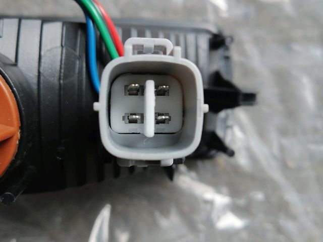 bontott MITSUBISHI PAJERO Jobb Hátsó Lámpa