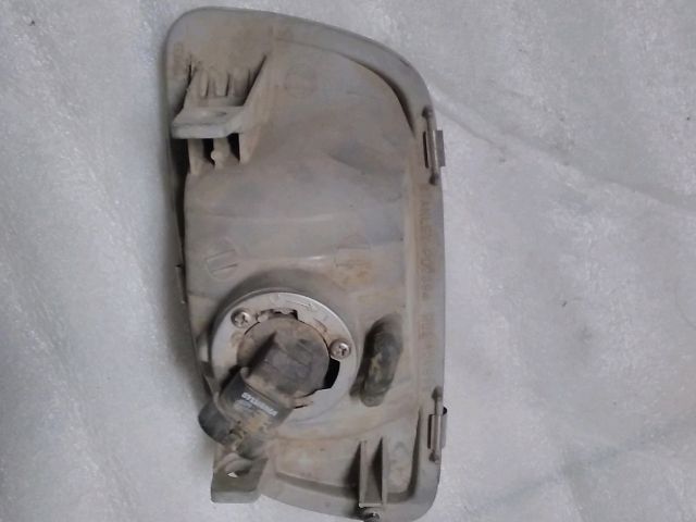 bontott MITSUBISHI PAJERO Jobb Ködfényszóró