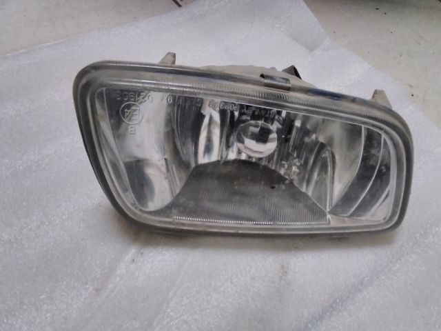 bontott MITSUBISHI PAJERO Jobb Ködfényszóró