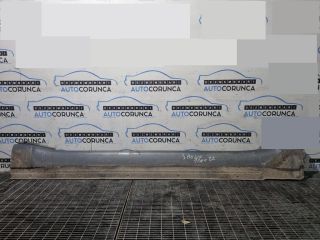 bontott MITSUBISHI PAJERO Jobb Küszöb