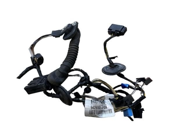 bontott MITSUBISHI PAJERO Jobb Napellenző