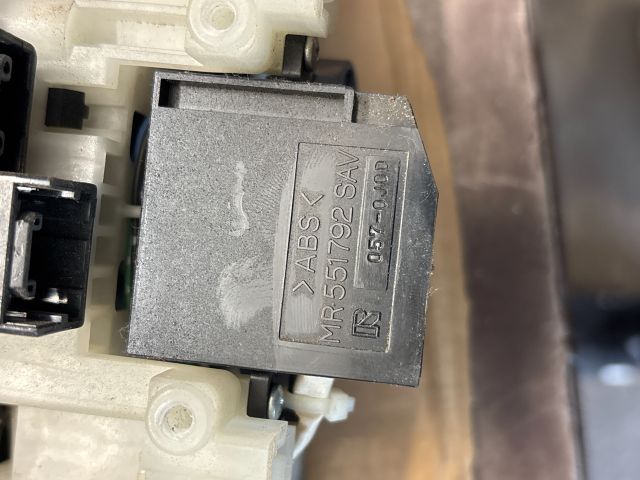 bontott MITSUBISHI PAJERO Komplett Kormánykapcsoló (Bajuszkapcsoló)