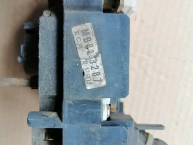 bontott MITSUBISHI PAJERO Komplett Kormánykapcsoló (Bajuszkapcsoló)