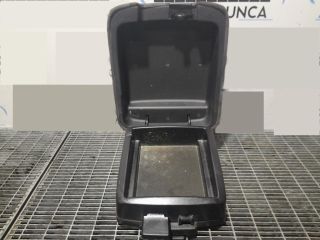 bontott MITSUBISHI PAJERO Könyöklő