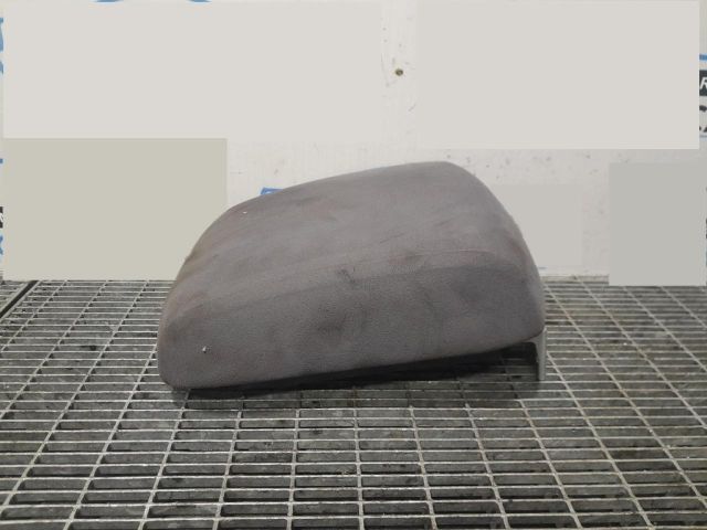 bontott MITSUBISHI PAJERO Könyöklő