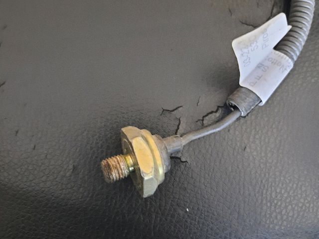 bontott MITSUBISHI PAJERO Kopogás Jeladó