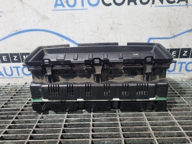 bontott MITSUBISHI PAJERO Multifunkciós Kijelző