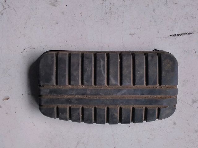 bontott MITSUBISHI PAJERO Pedálgumi