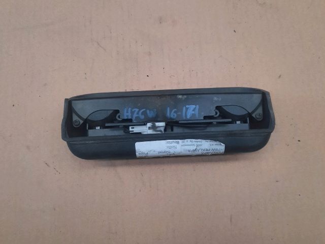 bontott MITSUBISHI PAJERO Pótféklámpa