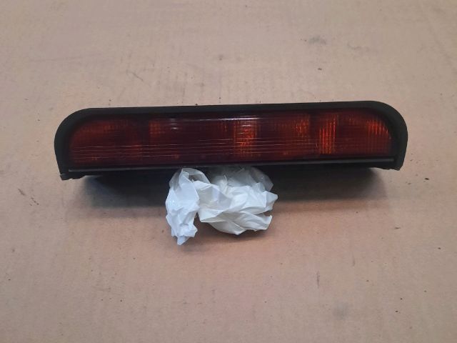 bontott MITSUBISHI PAJERO Pótféklámpa