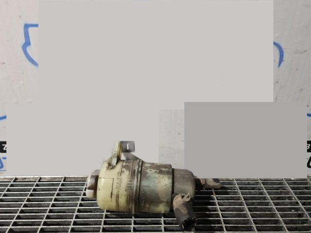 bontott MITSUBISHI PAJERO Szervóolaj Tartály