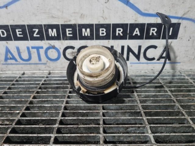 bontott MITSUBISHI PAJERO Tankajtó