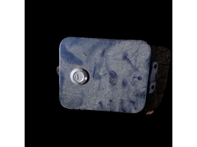 bontott MITSUBISHI PAJERO Tankajtó