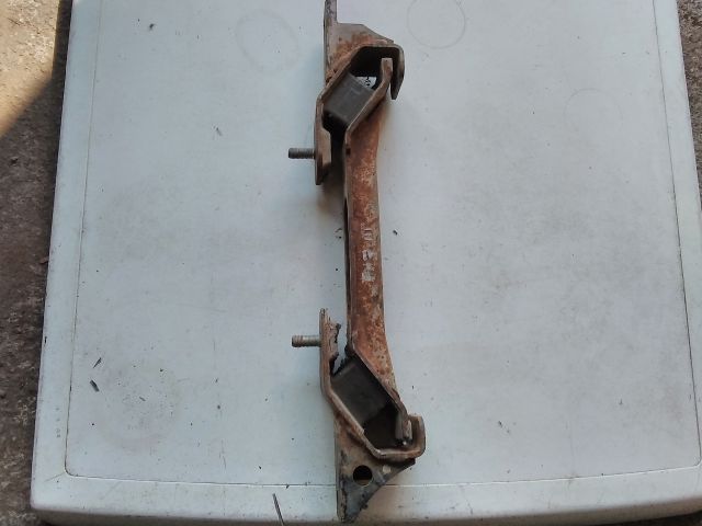 bontott MITSUBISHI PAJERO Tartó Bak