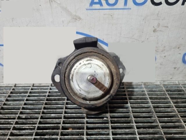 bontott MITSUBISHI PAJERO Tartó Bak