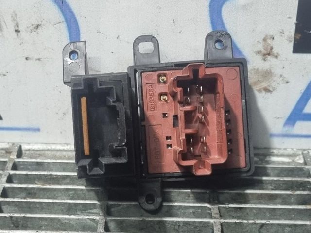 bontott MITSUBISHI PAJERO Tükör Kapcsoló