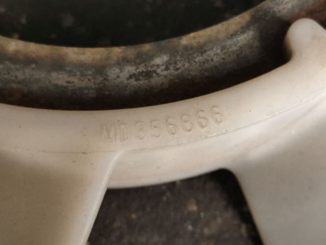 bontott MITSUBISHI PAJERO Viszkóventilátor Hűtőventilátor