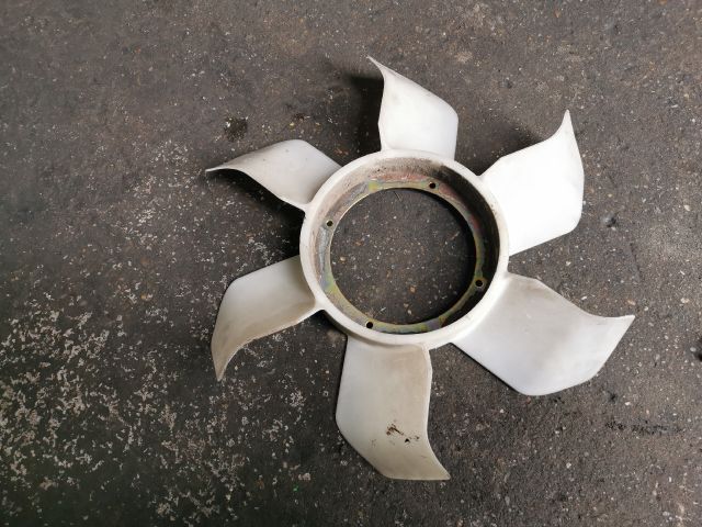 bontott MITSUBISHI PAJERO Viszkóventilátor Hűtőventilátor