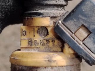 bontott MITSUBISHI SPACE RUNNER Porlasztó (1 db)