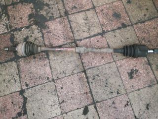 bontott MITSUBISHI SPACE RUNNER Jobb Féltengely