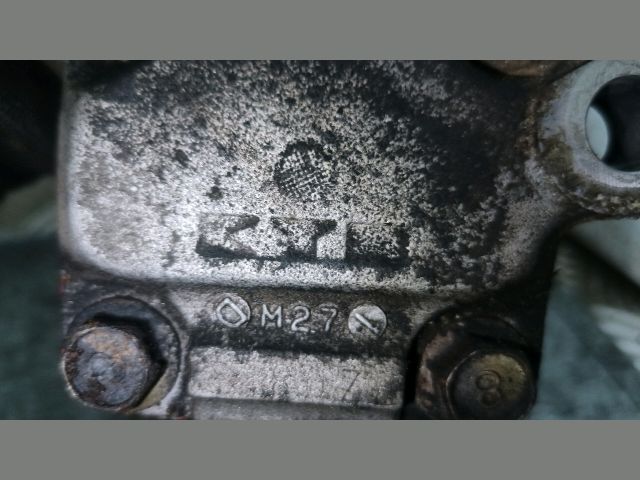 bontott MITSUBISHI SPACE RUNNER Kormányszervó Motor (Hidraulikus)