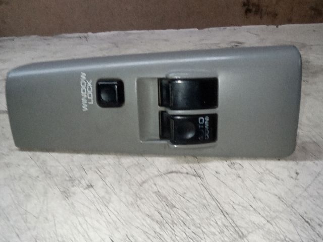 bontott MITSUBISHI SPACE RUNNER Ablakemelő Kapcsoló Négyes / Kettes