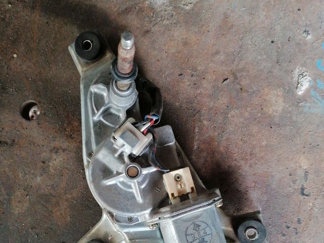 bontott MITSUBISHI SPACE RUNNER Hátsó Ablaktörlő Motor