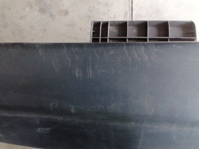 bontott MITSUBISHI SPACE RUNNER Hátsó Lökhárító (Üresen)