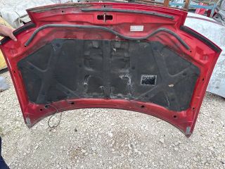 bontott MITSUBISHI SPACE RUNNER Motorháztető