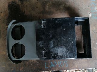 bontott MITSUBISHI SPACE RUNNER Pohártartó