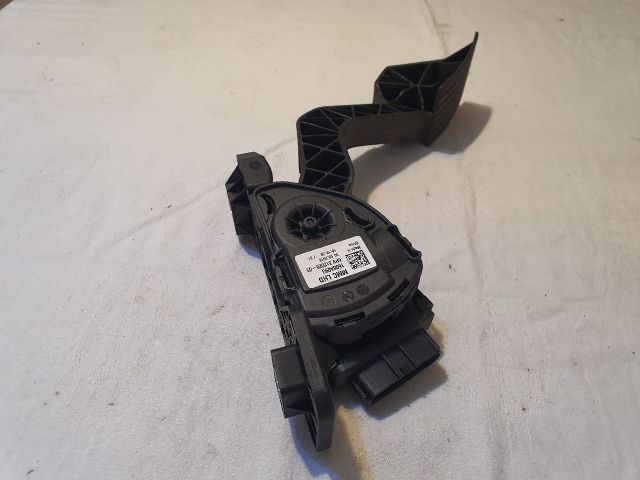 bontott MITSUBISHI SPACE STAR Gázpedál (Elektromos)