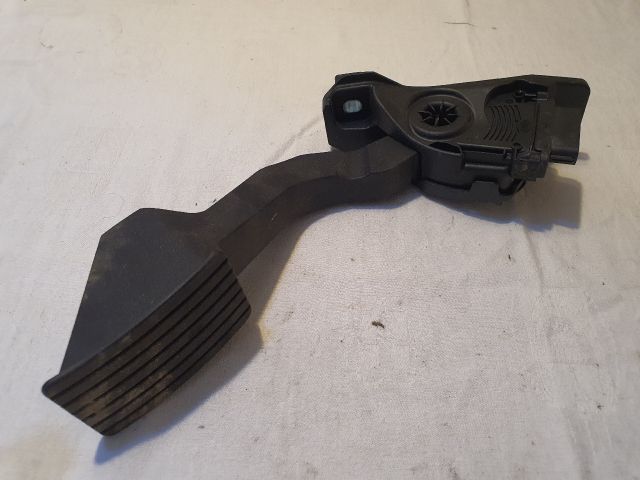 bontott MITSUBISHI SPACE STAR Gázpedál (Elektromos)