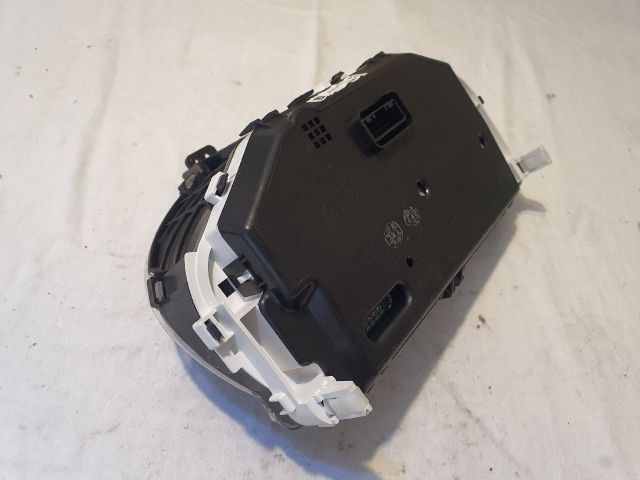 bontott MITSUBISHI SPACE STAR Kilométeróra