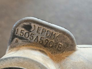 bontott MITSUBISHI SPACE STAR Légbeömlő Cső