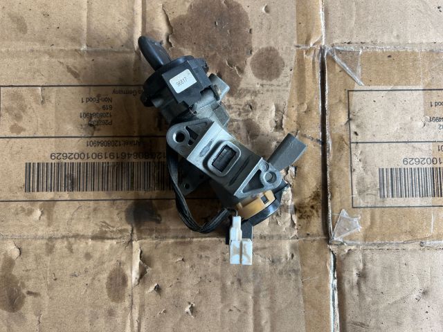 bontott MITSUBISHI SPACE STAR Gyújtáskapcsoló