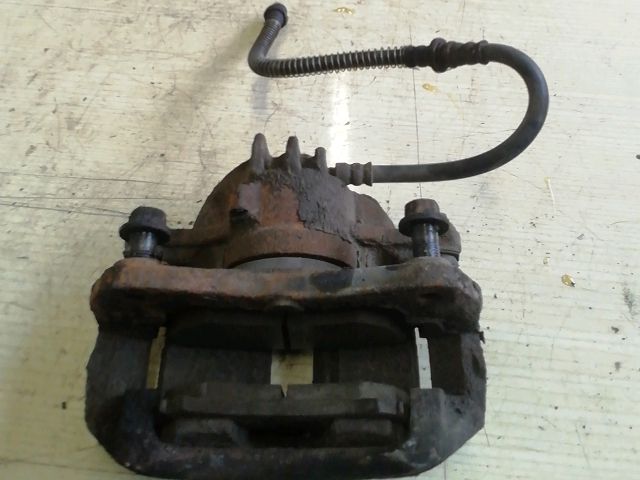 bontott MITSUBISHI SPACE STAR Jobb első Féknyereg Munkahengerrel