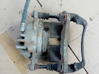 bontott MITSUBISHI SPACE STAR Jobb első Féknyereg Munkahengerrel