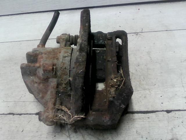 bontott MITSUBISHI SPACE STAR Jobb első Féknyereg Munkahengerrel