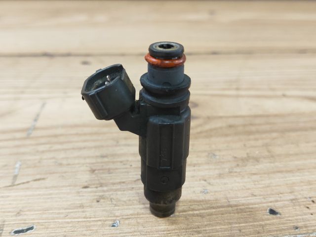 bontott MITSUBISHI SPACE STAR Porlasztó (1 db)