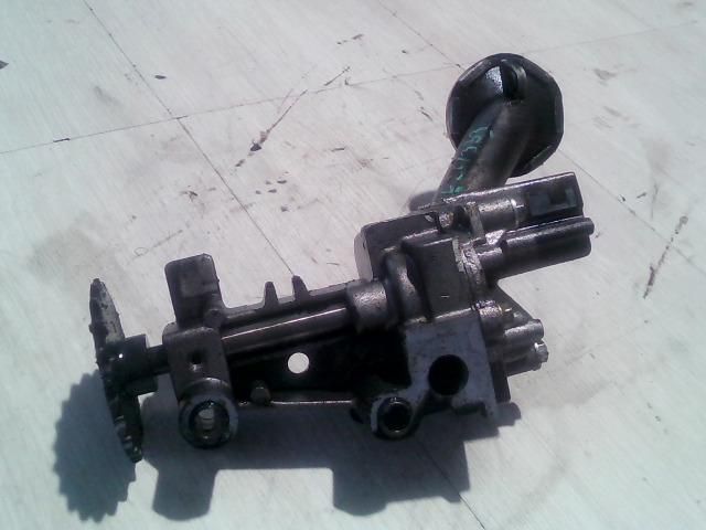 bontott MITSUBISHI SPACE STAR Olajszivattyú