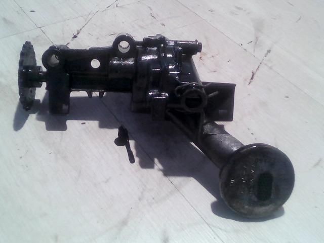 bontott MITSUBISHI SPACE STAR Olajszivattyú